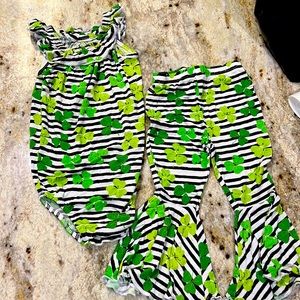 Bums & Roses St. Paddy’s Bell Bottom Set